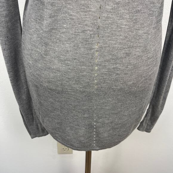 Lululemon Yin Time Long Sleeve Light Sweater Heathered Grey Cashmere Women's 4 - Picture 7 of 10